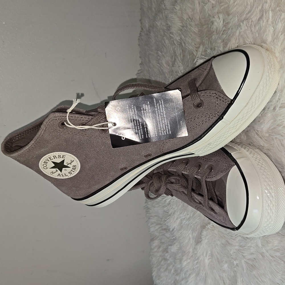 Converse Chuck 70s Heritage Color Suede Sneakers  Pure Pumice  Size US 10.5 - Picture 4 of 5